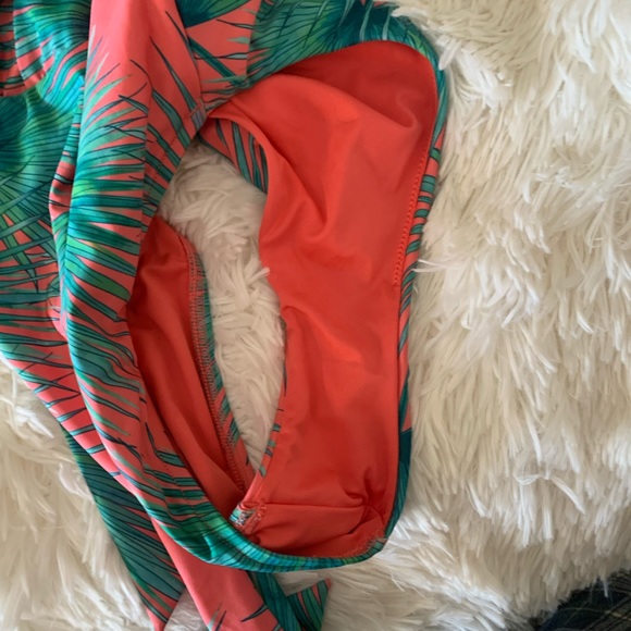 Victoria’s Secret Pink/Green Floral One Piece Swimsuit.  Size M. - Picture 3 of 7